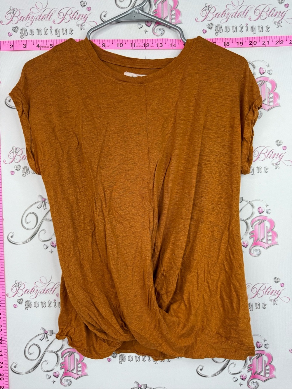 Lou & Grey LINEN shirt Twist-Front Short Sleeve Tee - Rust Orange